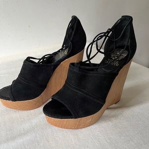 Vince Camuto Sexy Strappy Wrap Around Wedge Size 7
